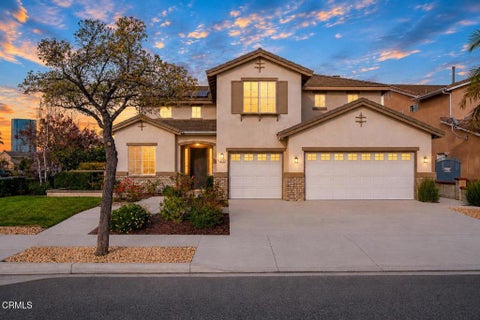 Photo of 415 Caliente Way, Oxnard, CA 93036 (MLS # V1-37885)