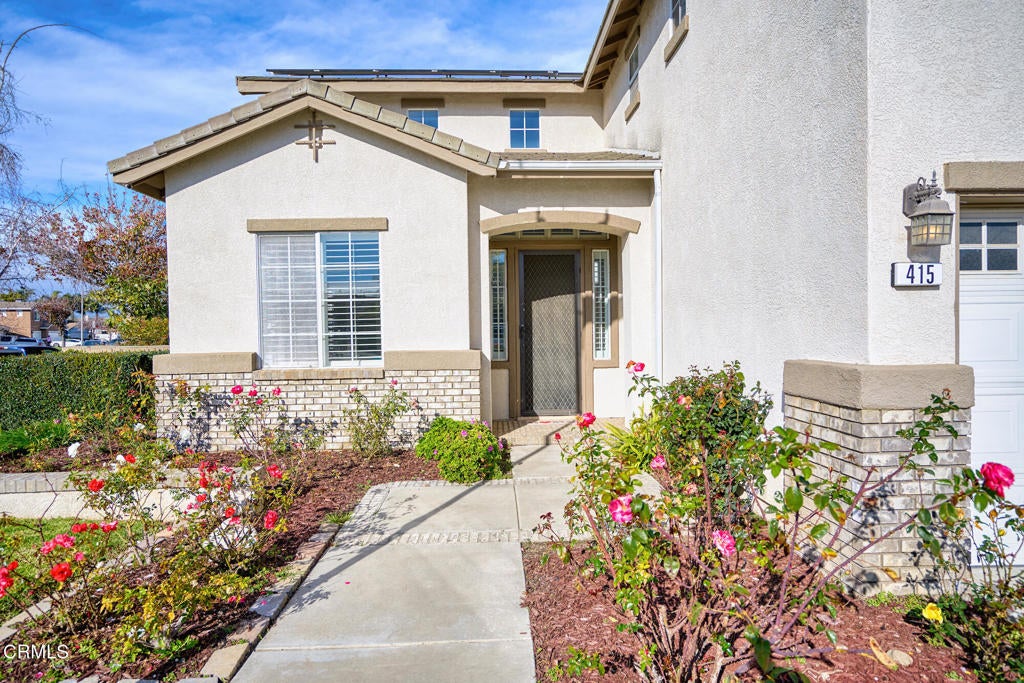 415 Caliente Way