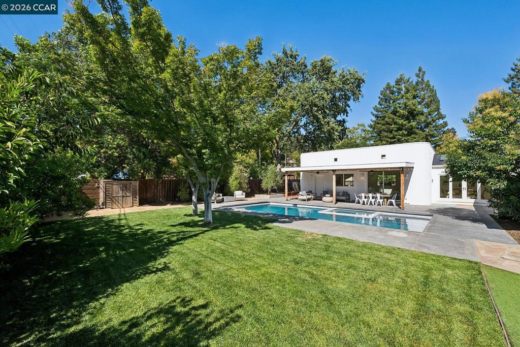 40 Meek Pl Pl, Lafayette CA 94549