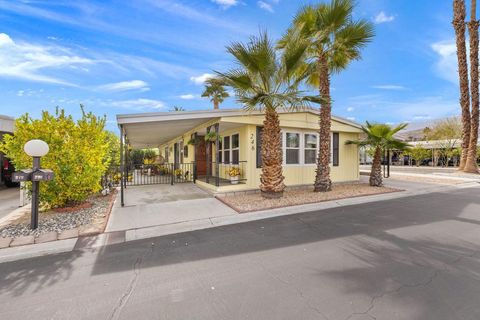 Photo of 246 Laredo Drive, Palm Springs, CA 92264 (MLS # 219145553DA)
