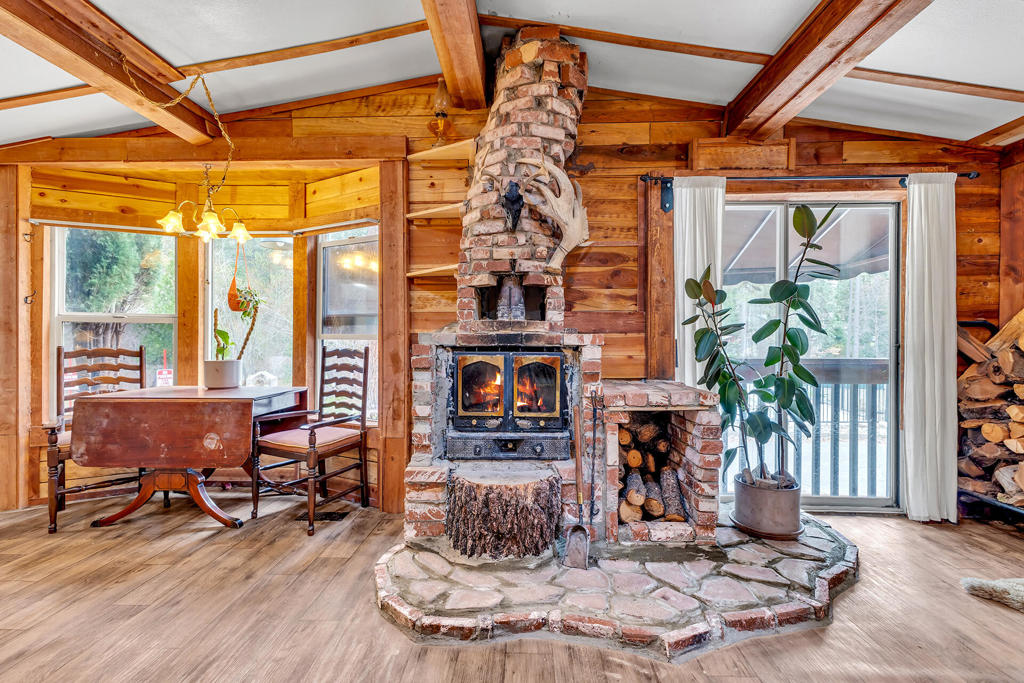 26350 Delano Drive 08