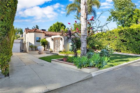 Photo of 11301 Blix ST, West Toluca Lake, CA 91602 (MLS # OC26110980)