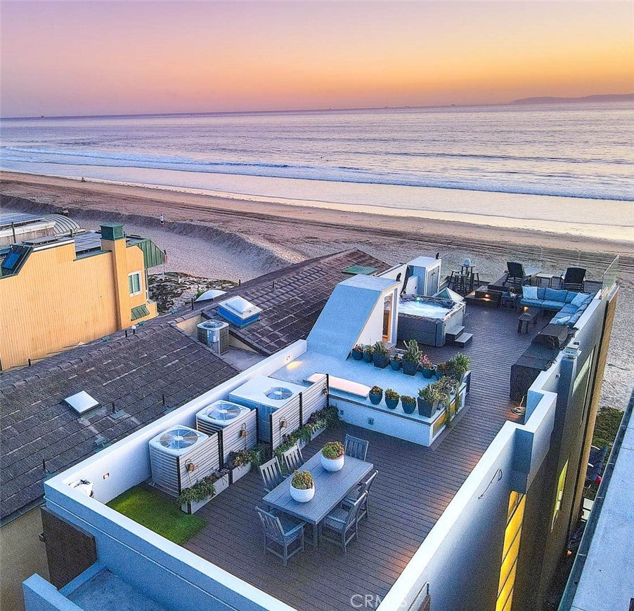 99 A Surfside