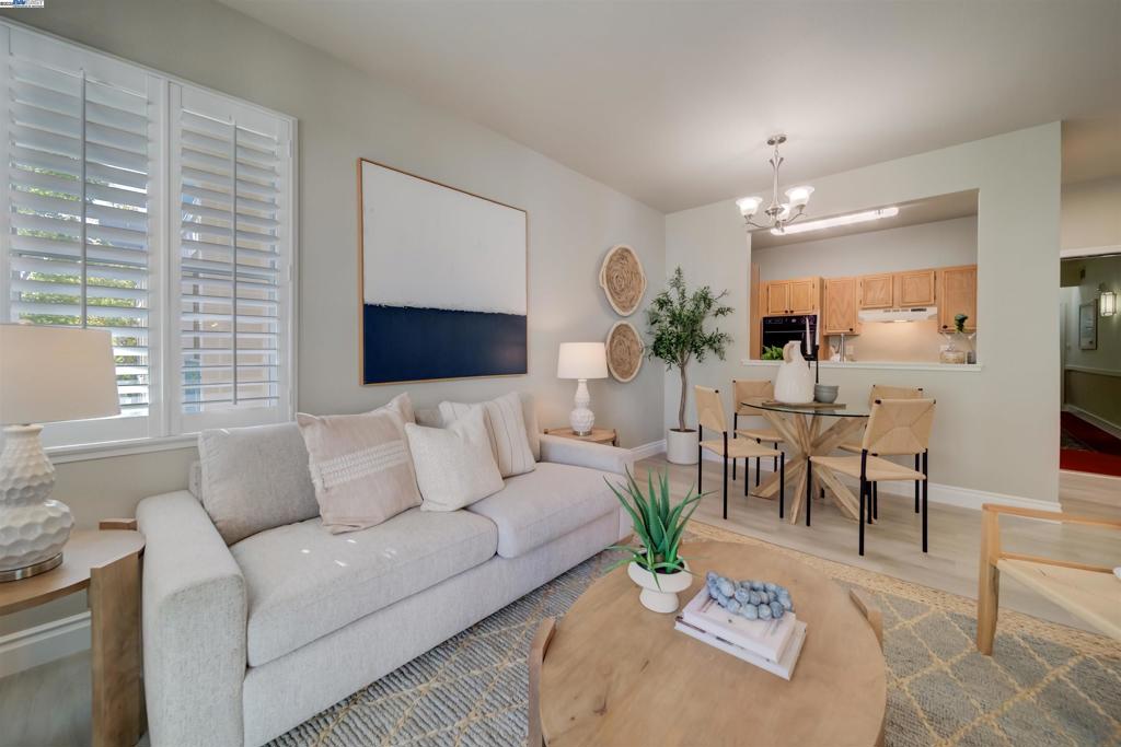 ROSSMOOR - Residential
