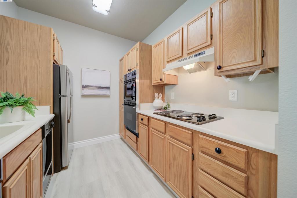 ROSSMOOR - Residential