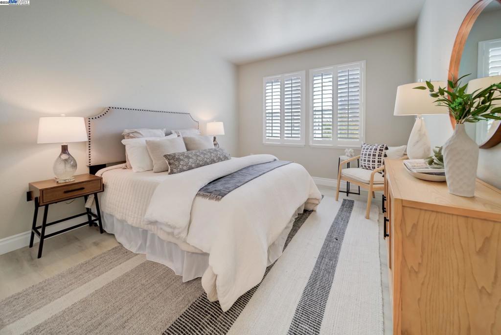 ROSSMOOR - Residential