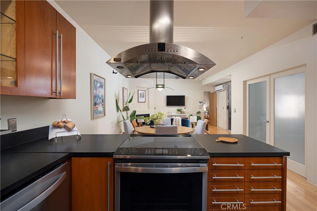 640 W 4th Street 316