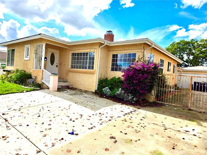 2110 N Hesperian St, Santa Ana, CA 92706
We received 19 offers and is now back on the market due to buyer's inability to perform as agreed. CASH OFFERS ONLY, SOLD AS IS.
Welcome to this single-story 3-bedroom, 2.5-bath home offering 1,873 sq. ft. of living space on a 6,000+ sq. ft. lot in a well-established Santa Ana neighborhood, close to beautiful Floral Park. A detached 2-car garage and a spacious yard provide excellent layout potential.

The interior is ready for a remodel, creating an ideal opportunity for investors or buyers looking to customize a home to their exact preferences. Thoughtful floorplan includes a generous living area, separate dining space, and three well-proportioned bedrooms.

Conveniently priced under comparable properties to reflect its renovation needs and positioned for a quick sale, this property is an excellent choice for both owner-occupants seeking value and investors looking for their next project. A rare chance to update a single-level home in a desirable location with strong long-term upside.