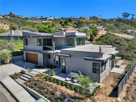 Photo of 408 Avenida Presidio, San Clemente, CA 92672 (MLS # OC26130378)