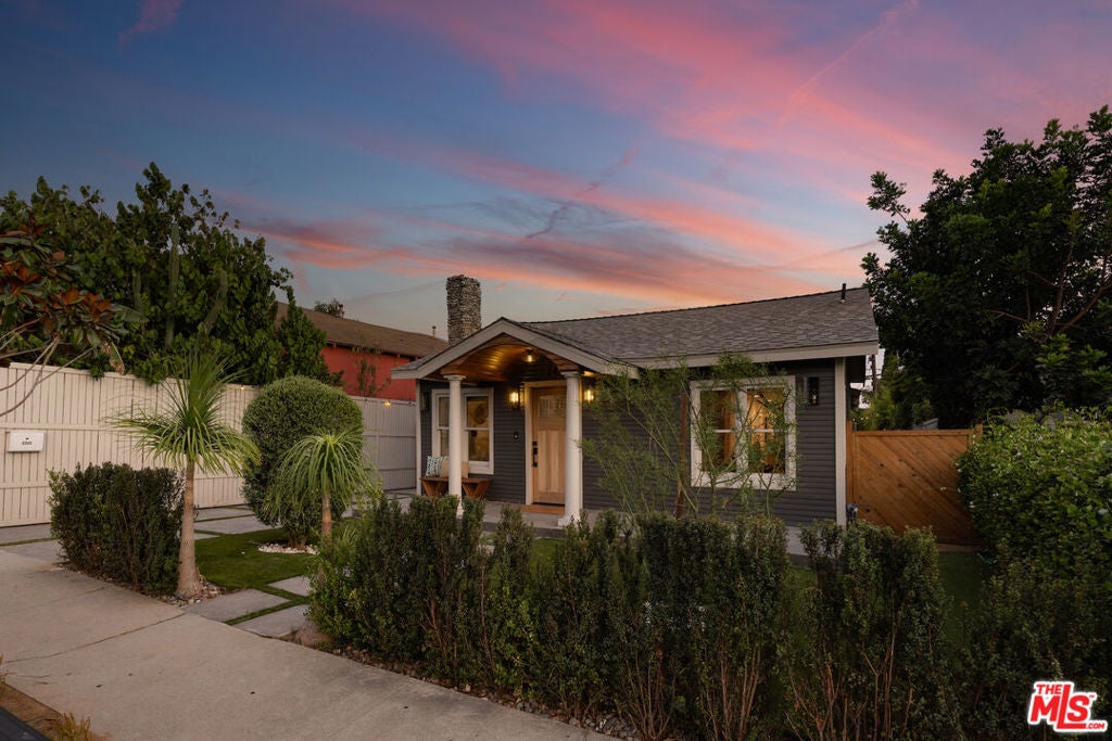 3342 W 27th Street