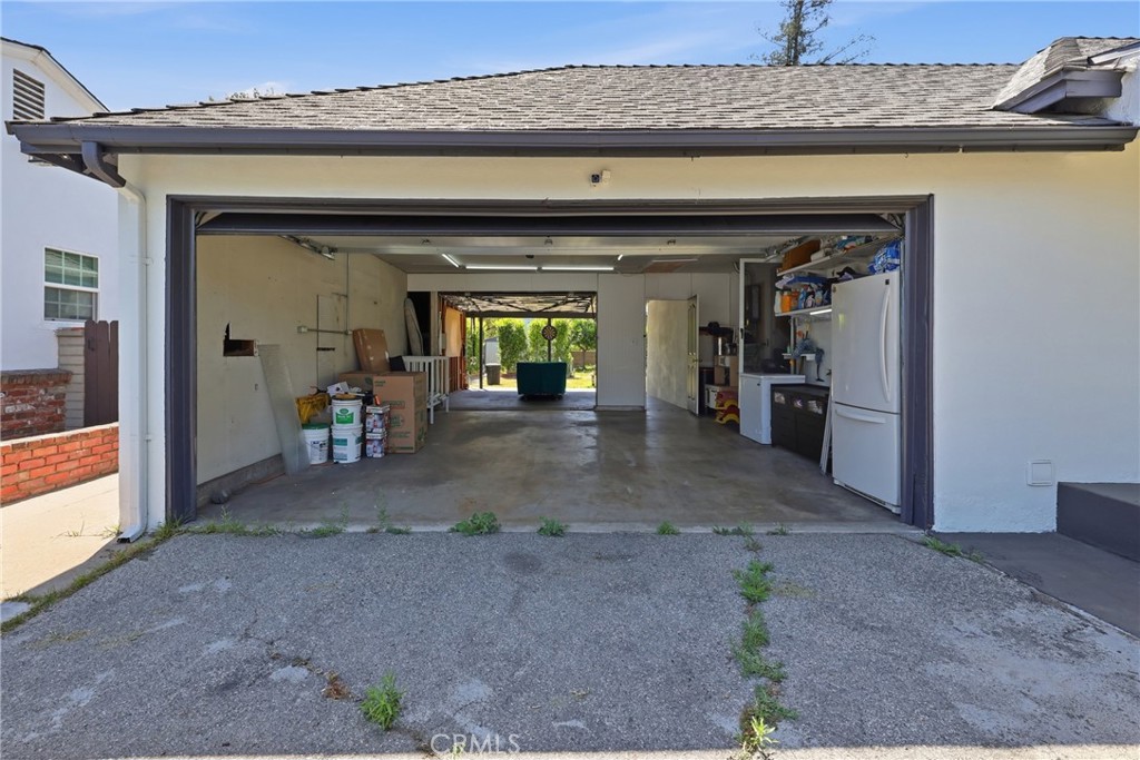 323 N Morris