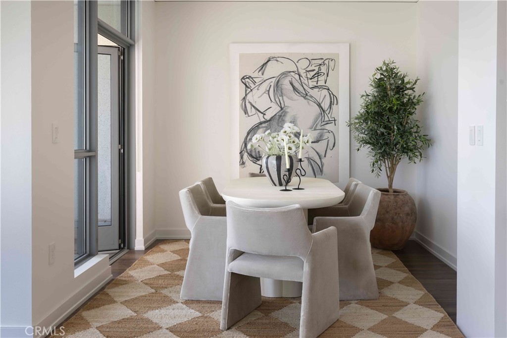 9 MacArthur Place 1006