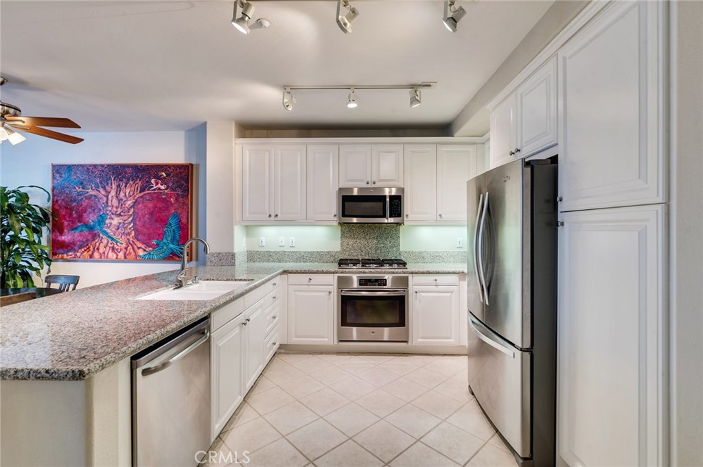 Alamitos Beach (AB) - Residential Lease