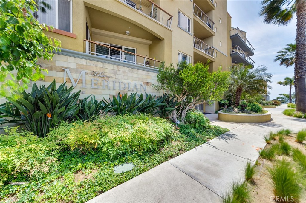 Alamitos Beach (AB) - Residential Lease