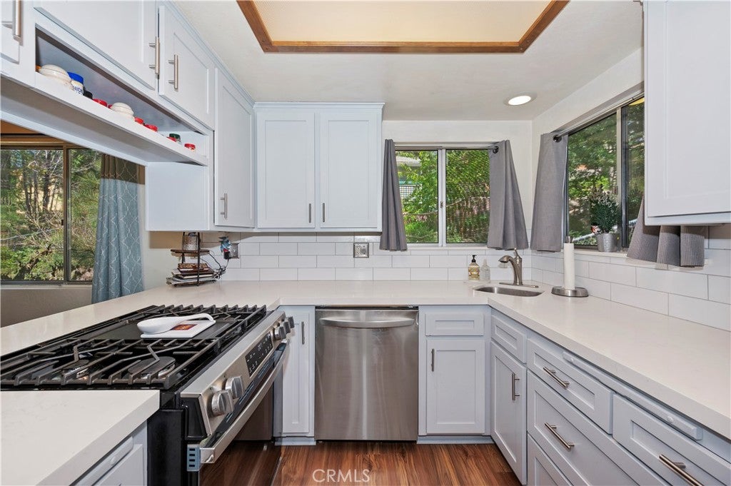 32801 Encina Drive