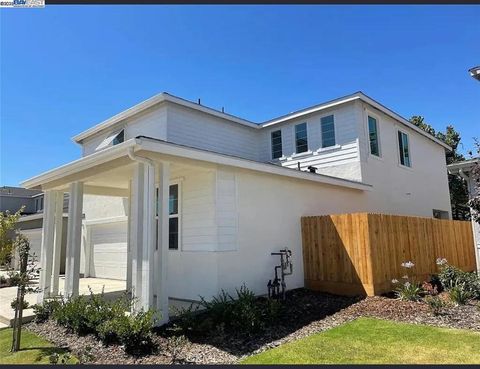 Photo of 2409 Explorador Dr Dr, Merced, CA 95340 (MLS # 41115740) Photo of 2409 Explorador Dr Dr, Merced, CA 95340 (MLS # 41115740)
