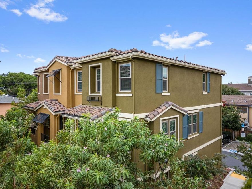 Stunning end-unit townhome located in the heart of Mountain View. Custom built in 2019 by reputable builder Taylor Morrison this home is packed full of modern upgrades. Featuring a sleek open concept floor plan with tall ceilings and tons of windows providing copious amounts of natural light. The gourmet kitchen features modern stone countertops, stylish tile backsplash, high end GE Profile stainless steel appliances and custom cabinets. The kitchen opens to a small dining area, with a family room and half bath great for entertaining friends and family. Two en-suite bedrooms offer a large walk-in shower; dual vanity sinks and ample closet space. Also featuring hardwood floors, outdoor balcony, central A/C, attached garage and much more! Centrally located close to major transportation routes, Caltrain, downtown Mountain View, Whisman Park, most technology campuses and top-rated Mountain View schools.