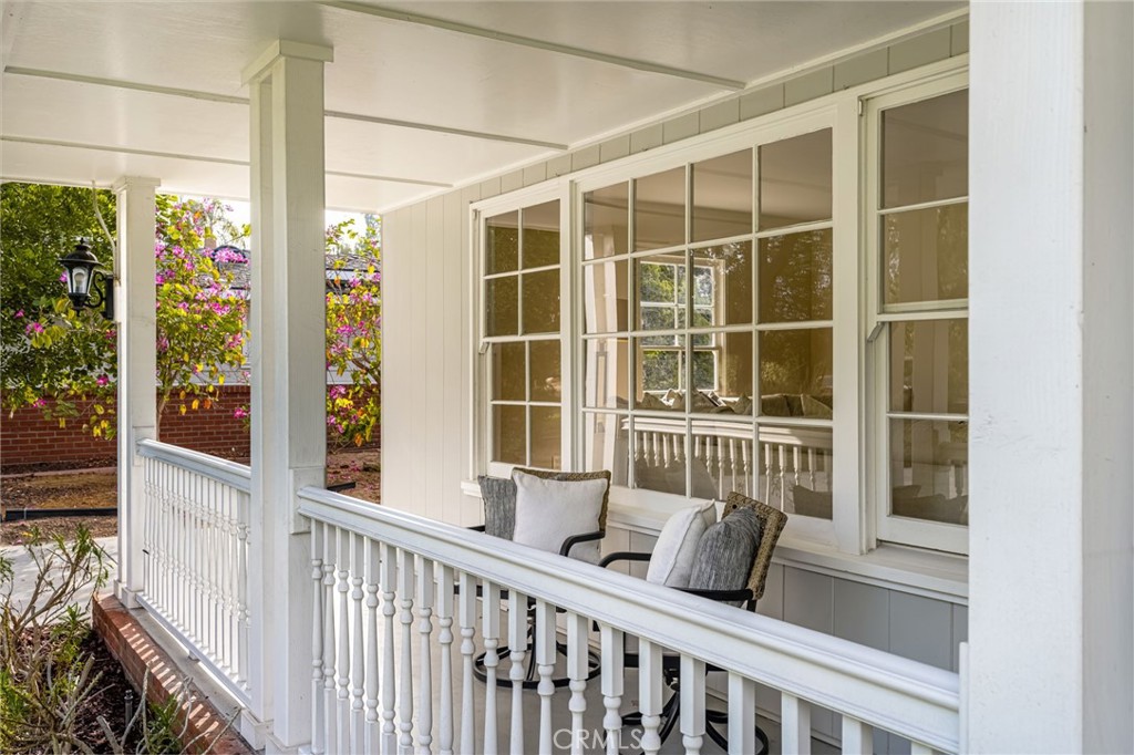 926 W. Valencia Mesa Drive