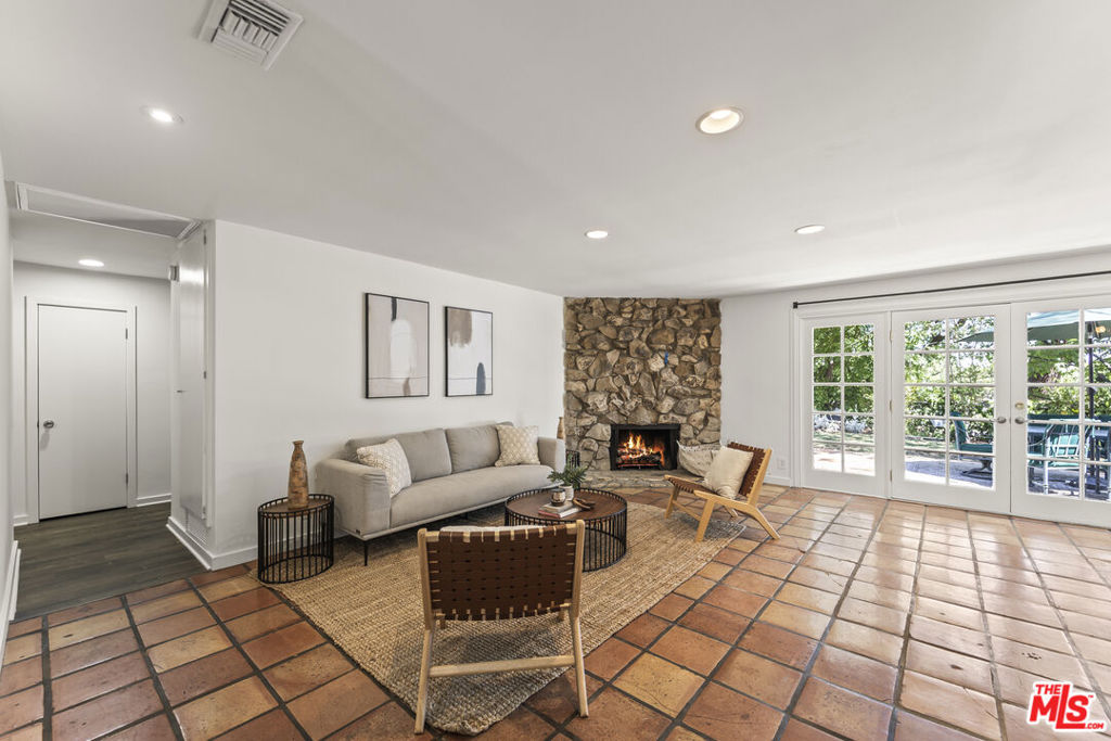 7008 Scarborough Peak Drive