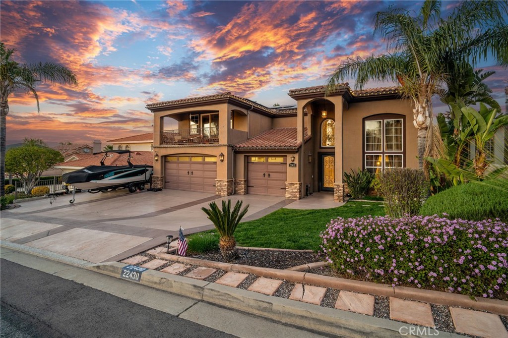 22430 Canyon Lake Drive S