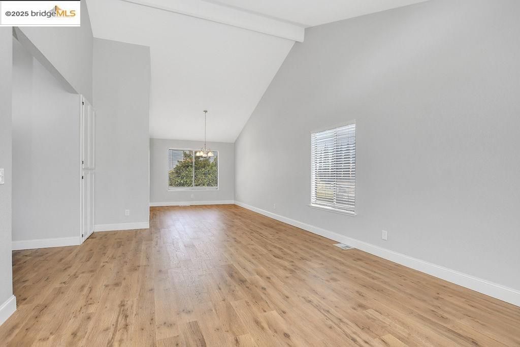 listing image 130726866526239346451