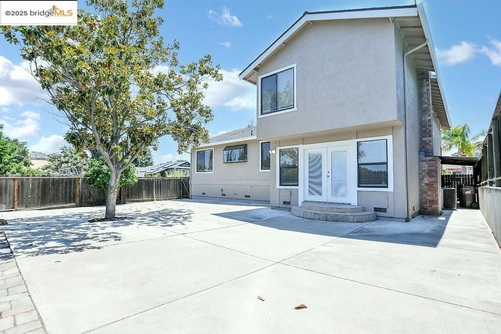 listing image 130722172773173637047