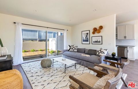 Photo of 6453 SYCAMORE MEADOWS Drive, Malibu, CA 90265 (MLS # 25544347) Photo of 6453 SYCAMORE MEADOWS Drive, Malibu, CA 90265 (MLS # 25544347)
