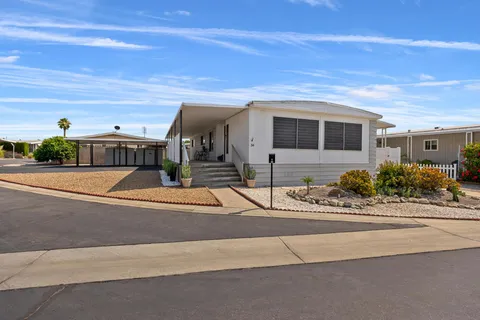 1251 E Lugonia Avenue Unit 34, Redlands, CA 92374 - MLS#: 219132962PS