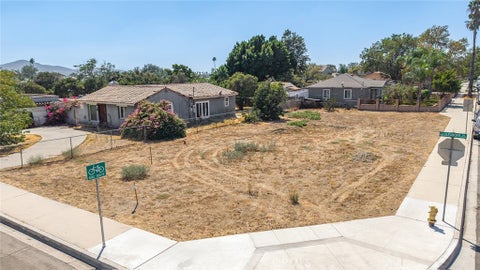 Photo of 9860 Oleander AVE, Fontana, CA 92335 (MLS # TR26193782)