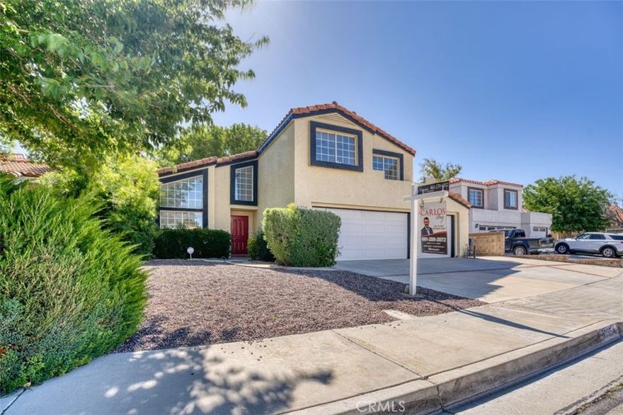 Welcome to this beautifully remodeled home. Upgraded from top to bottom with new flooring, quartz countertops, added lighting, and fresh paint inside and out. Enjoy the peaceful neighborhood it is located in ~Schedule you're showing today!