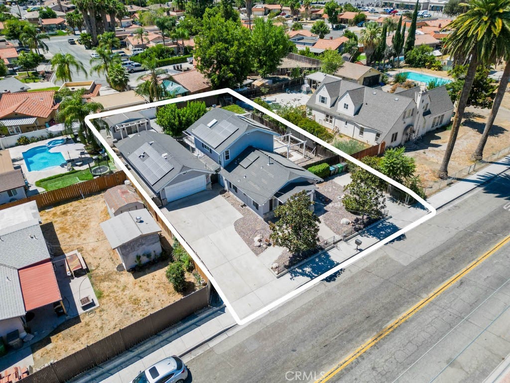 41713 Mayberry Ave