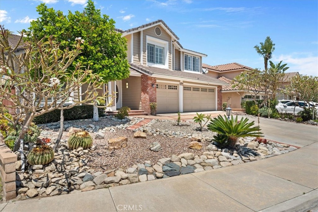 16353 E Peak Court
