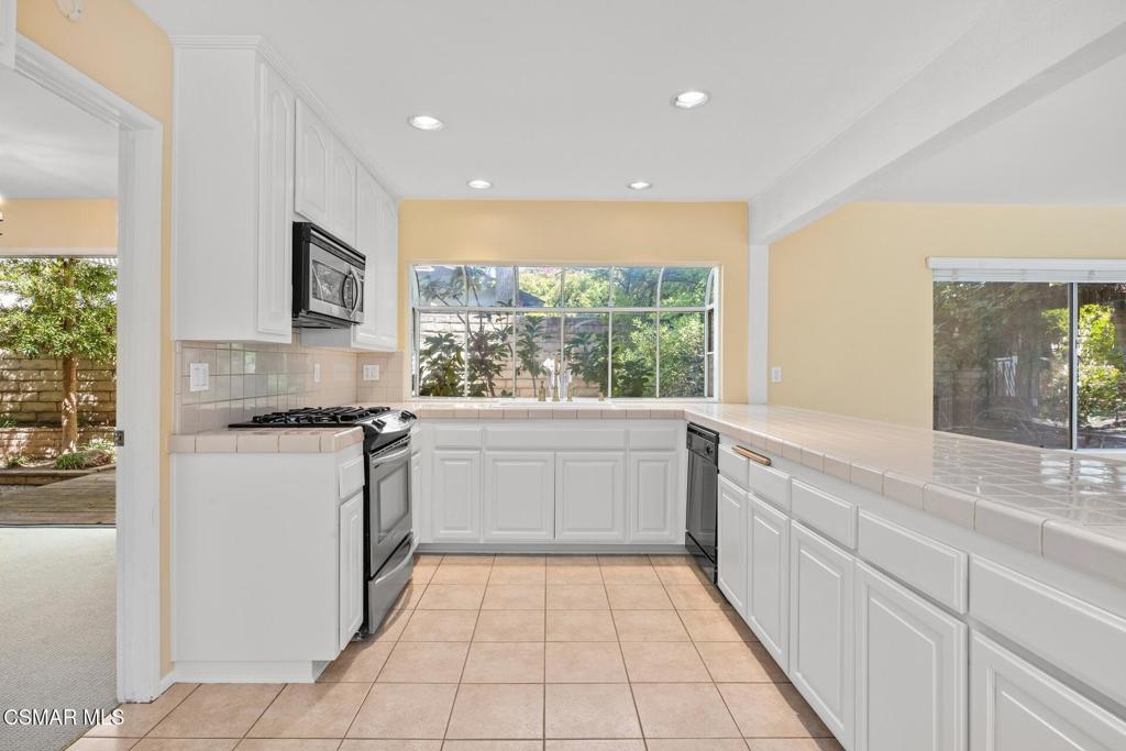 3036 E Adirondack Court
