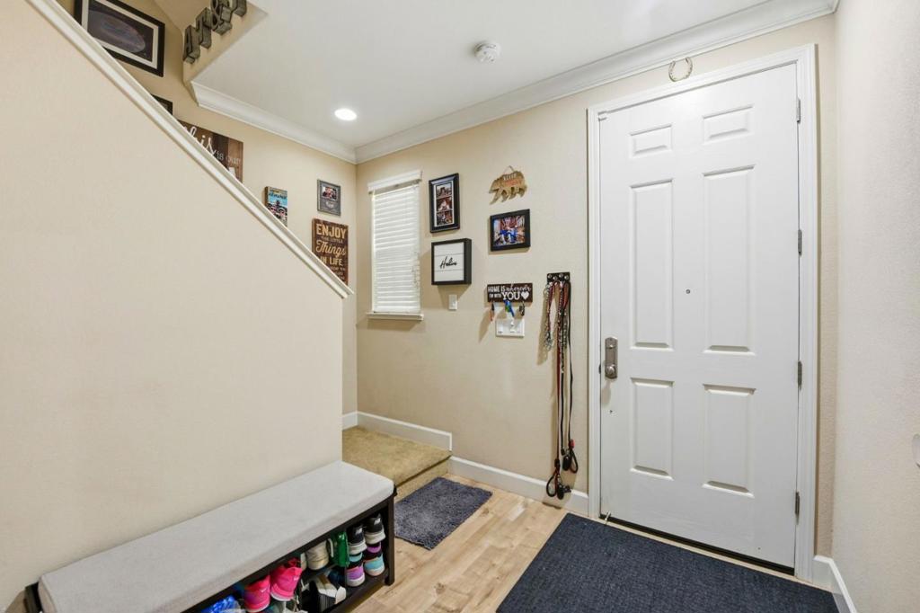 56 Regency Place
