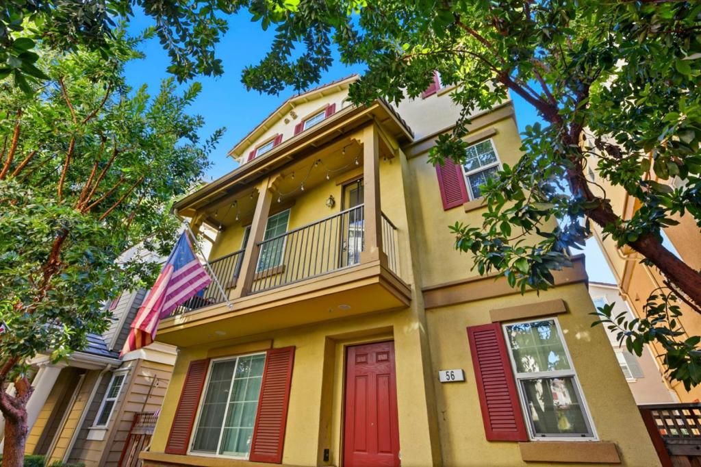 Photo of 56 Regency Place, Hayward, CA 94544 (MLS # ML82038619)