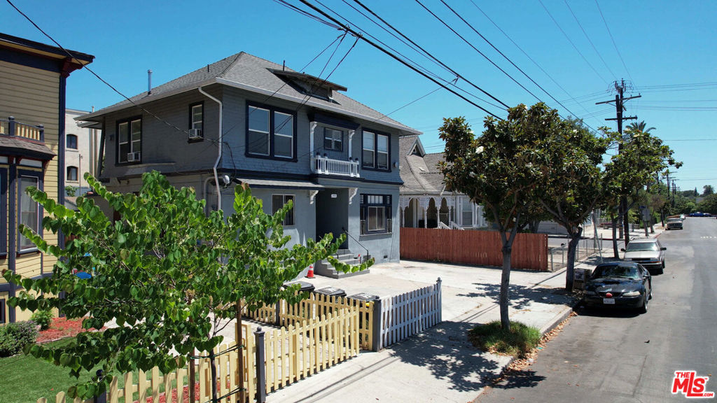 1978 Bonsallo Avenue