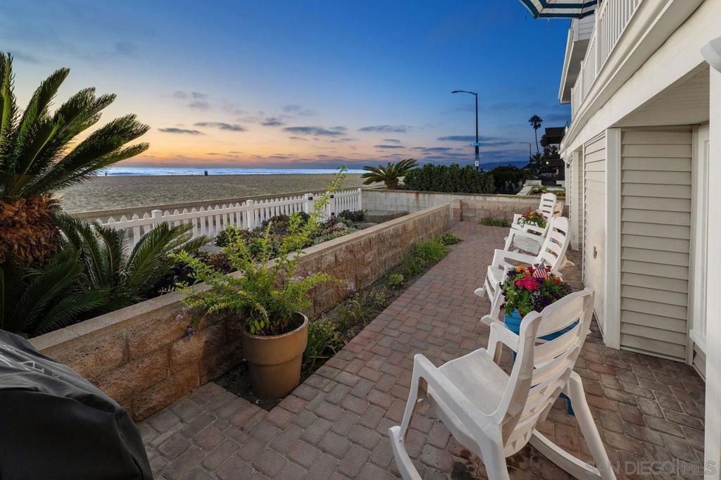 Mission Beach - Residential