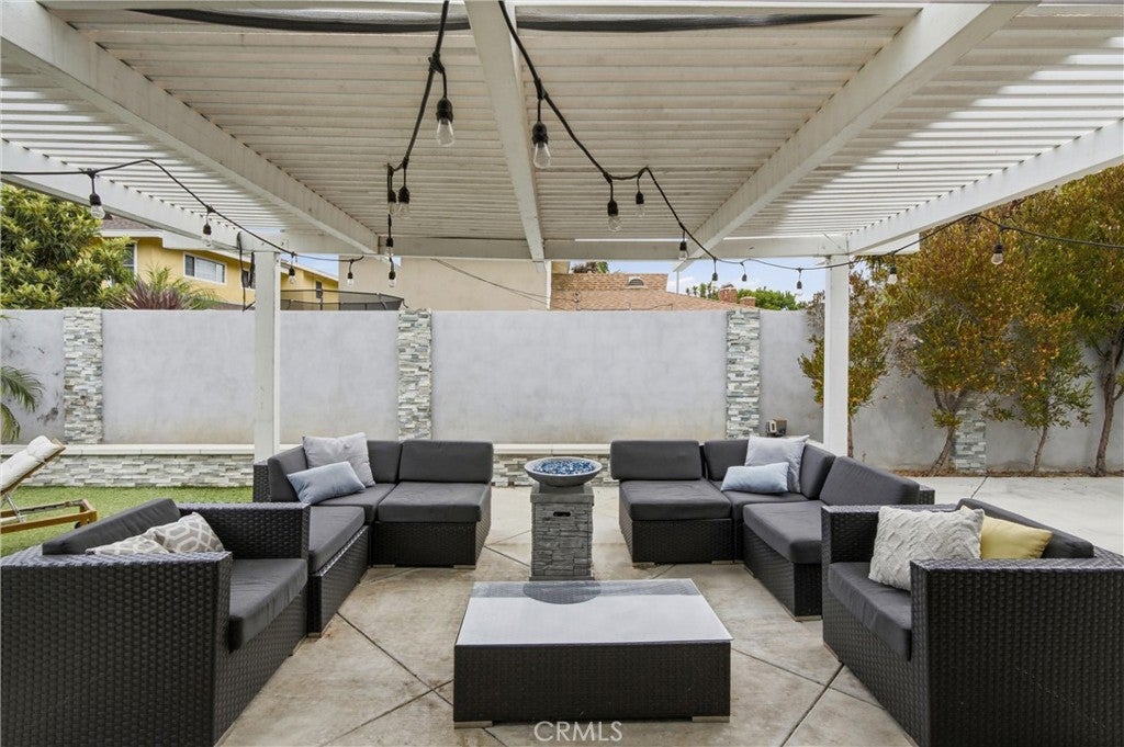 8021 Sunset Circle, Huntington Beach CA 92646 - Photo 18