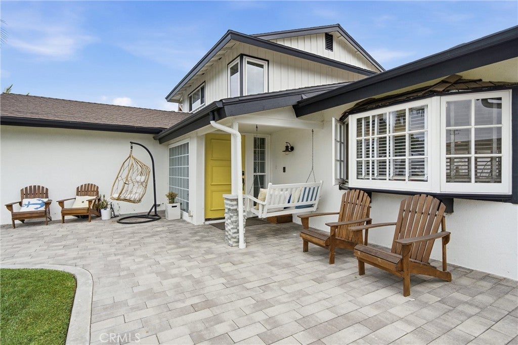 8021 Sunset Circle