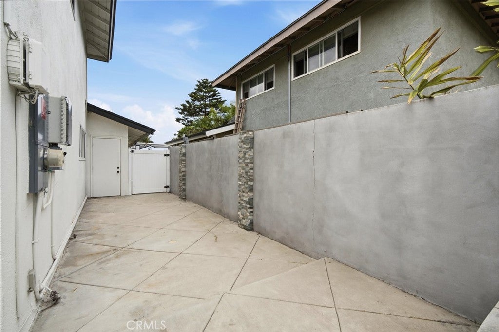 8021 Sunset Circle, Huntington Beach CA 92646 - Photo 24