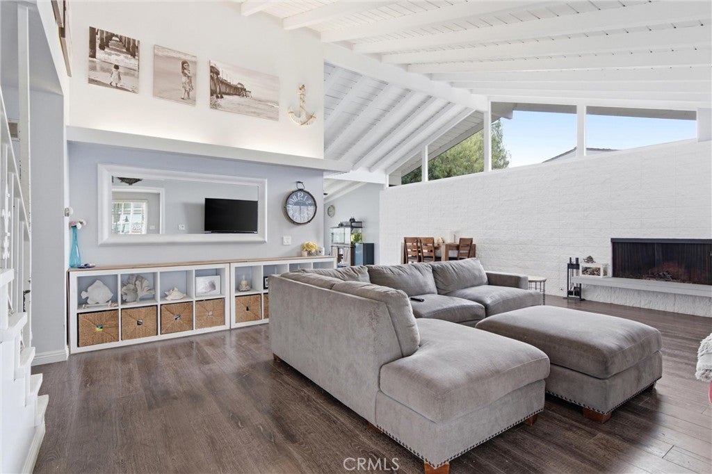 8021 Sunset Circle, Huntington Beach CA 92646 - Photo 10