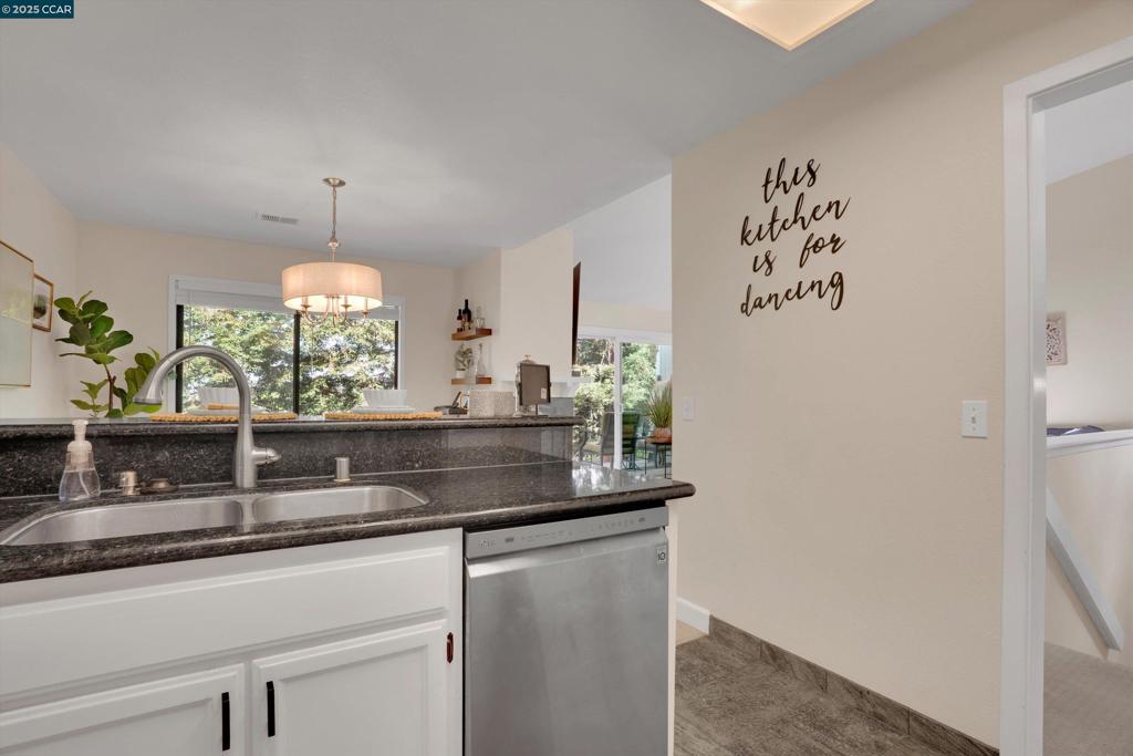 MISSION PINES - Residential
