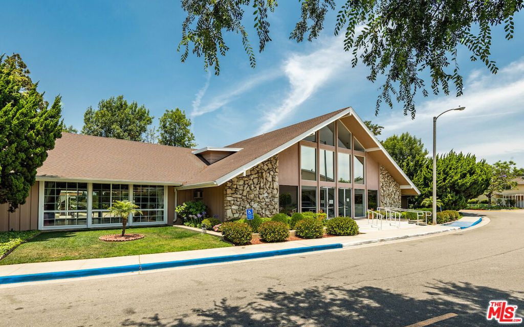 Photo of 3500 W Manchester Boulevard #281, Inglewood, CA 90305 (MLS # 25607091)