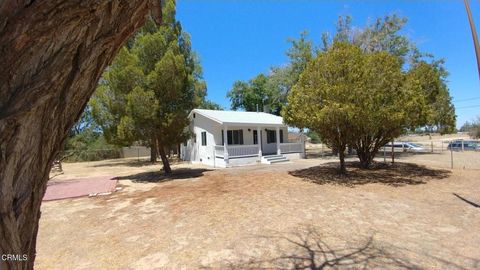 Photo of 1032 W Newgrove Street, Lancaster, CA 93534 (MLS # P1-24214) Photo of 1032 W Newgrove Street, Lancaster, CA 93534 (MLS # P1-24214)