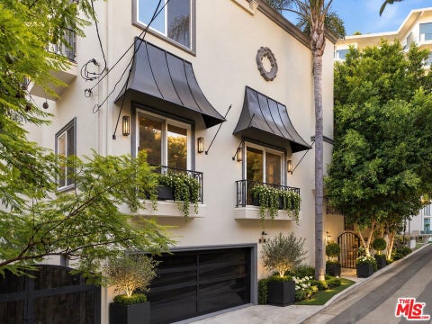 Photo of 1969 Curson Place, Los Angeles, CA 90046 (MLS # 26992075)
