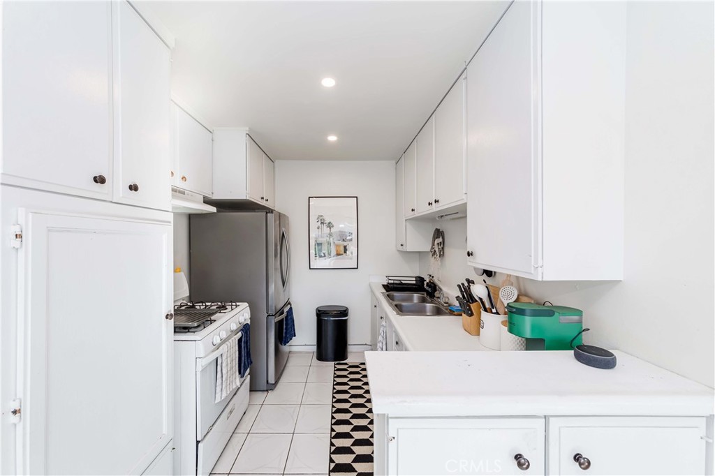 Anahiem Villiage One - Residential