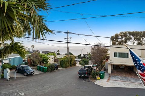 Tiny photo for 31913 9th, Laguna Beach, CA 92651 (MLS # OC26019517)