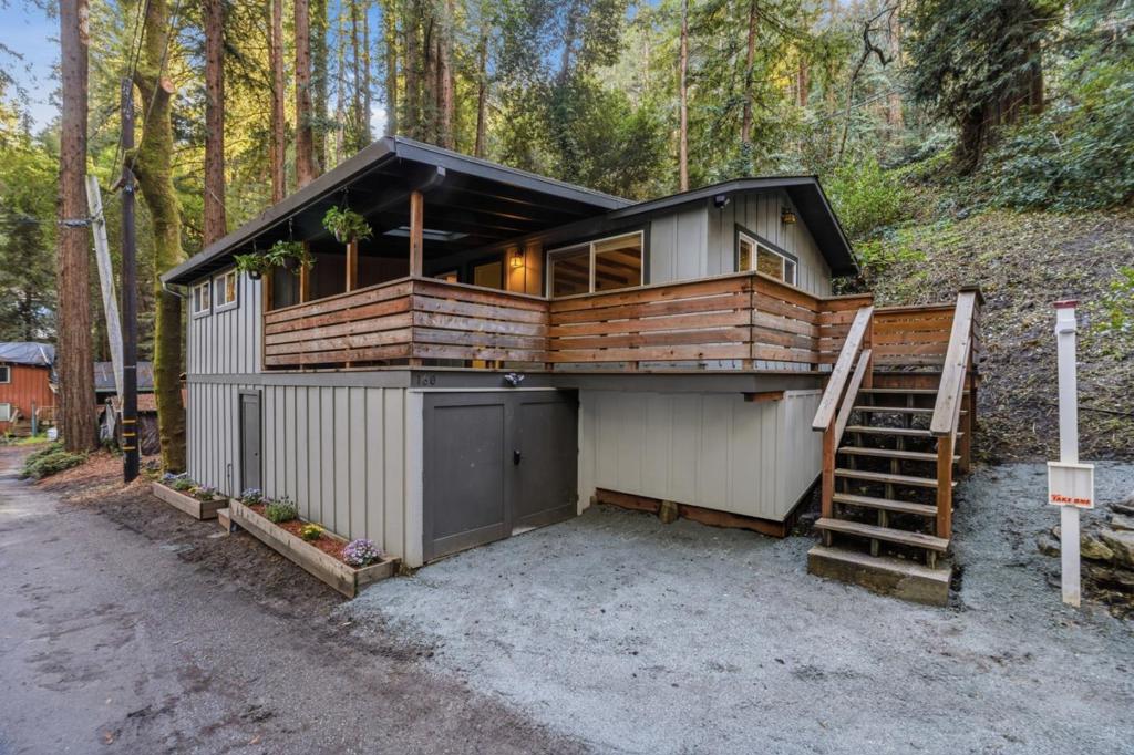 160 Woodland Drive