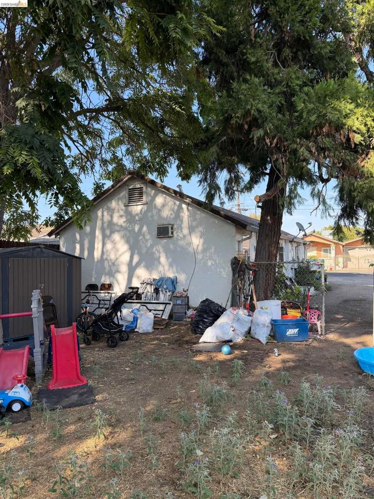 1441 Sierra Ln