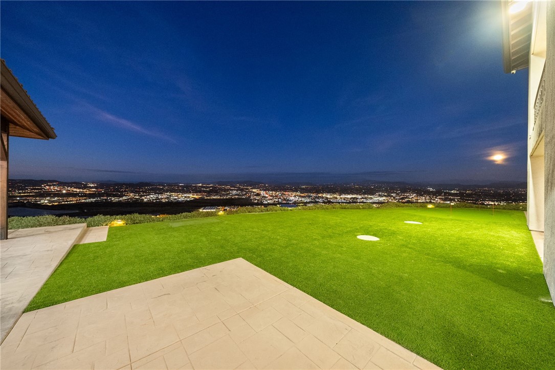 42365 Vista Montana Court